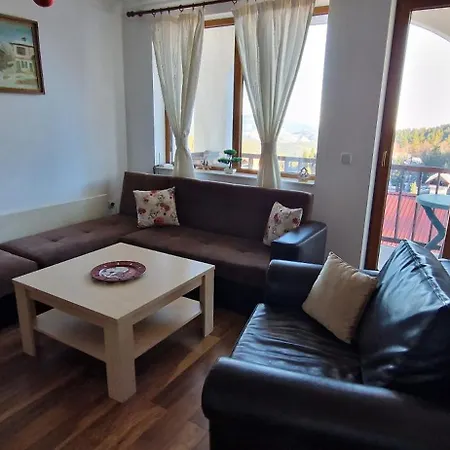 Grand Monastery 3 10 דירה פמפורובו